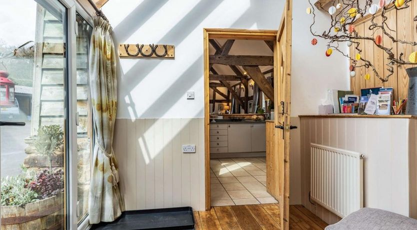 Photo of 4 Bed in Orleton