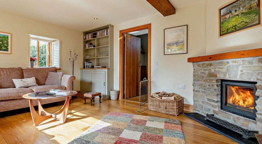 Photo of 3 Bed in Caynham