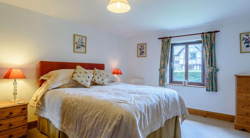 Photo of 2 Bed in Presteigne