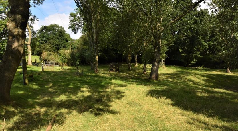 Photo of 1 Bed in Coreley