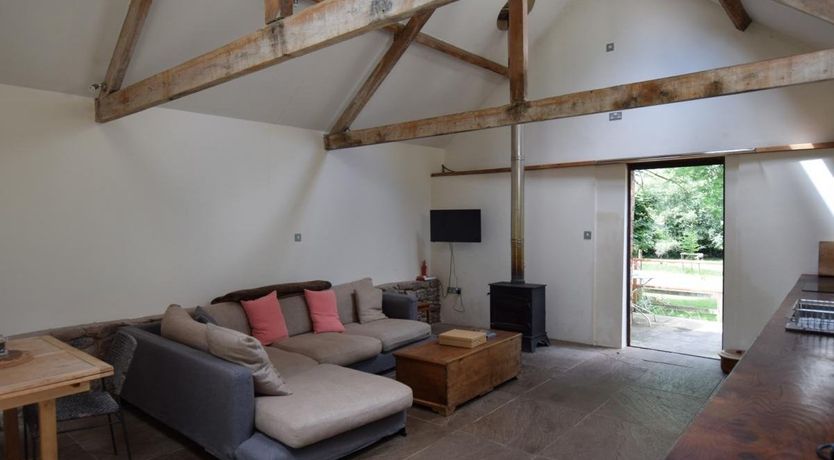 Photo of 1 Bed in Coreley