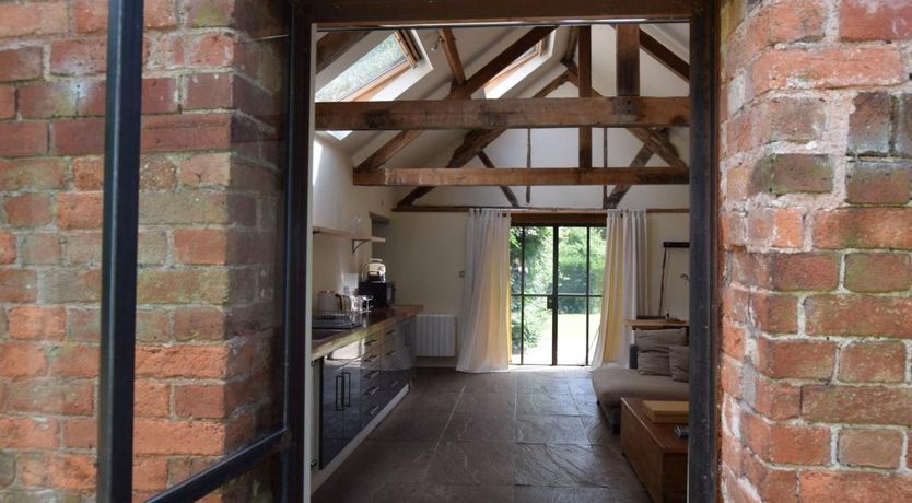 Photo of 1 Bed in Coreley