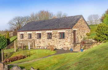 Barn in South Cornwall Holiday Home