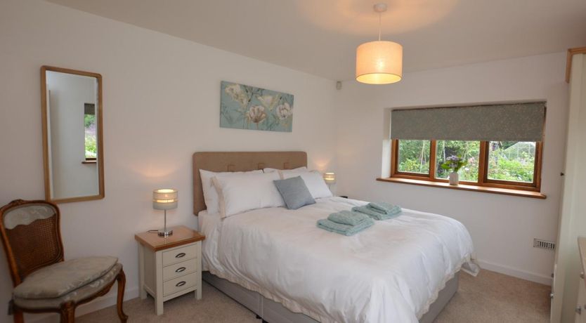 Photo of 1 Bed in Studley
