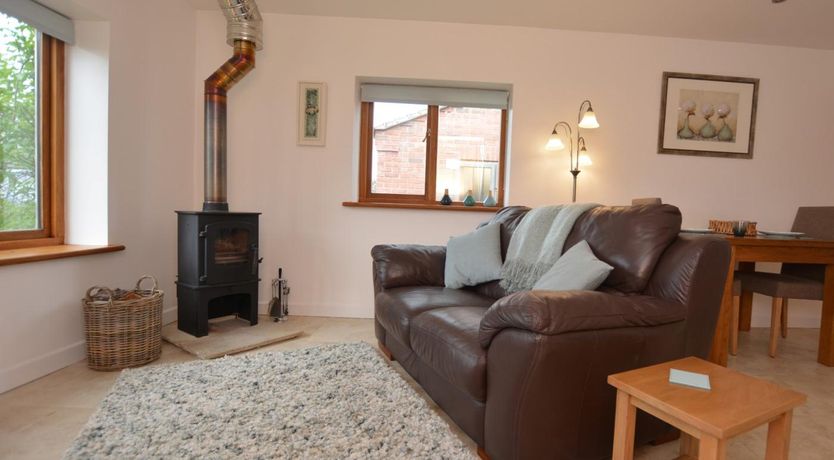 Photo of 1 Bed in Studley