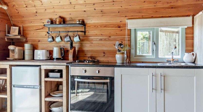 Photo of 1 Bed in Cadeleigh