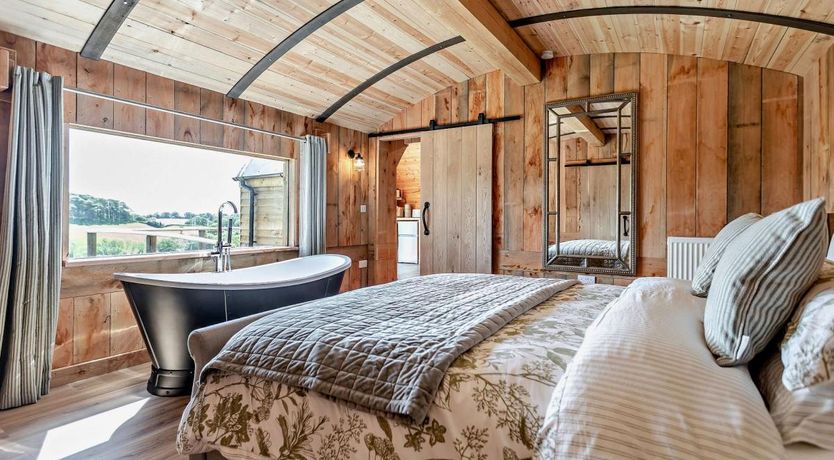 Photo of 1 Bed in Cadeleigh