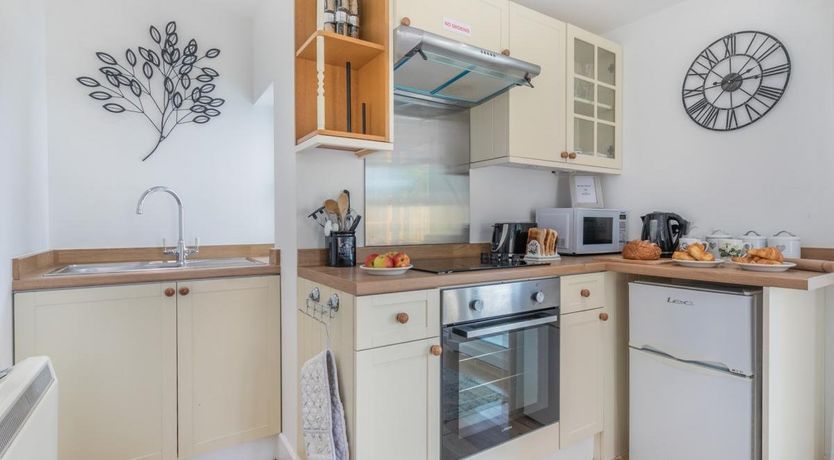 Photo of 1 Bed in Crackington Haven