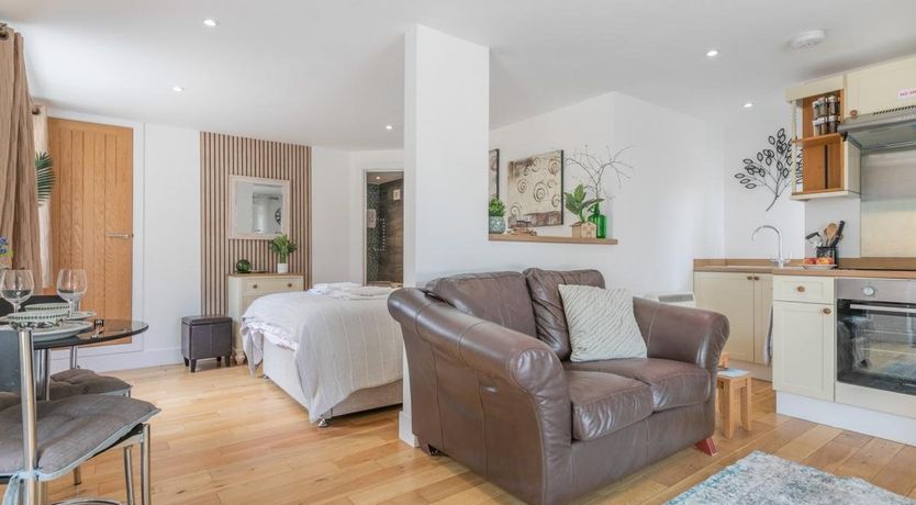 Photo of 1 Bed in Crackington Haven