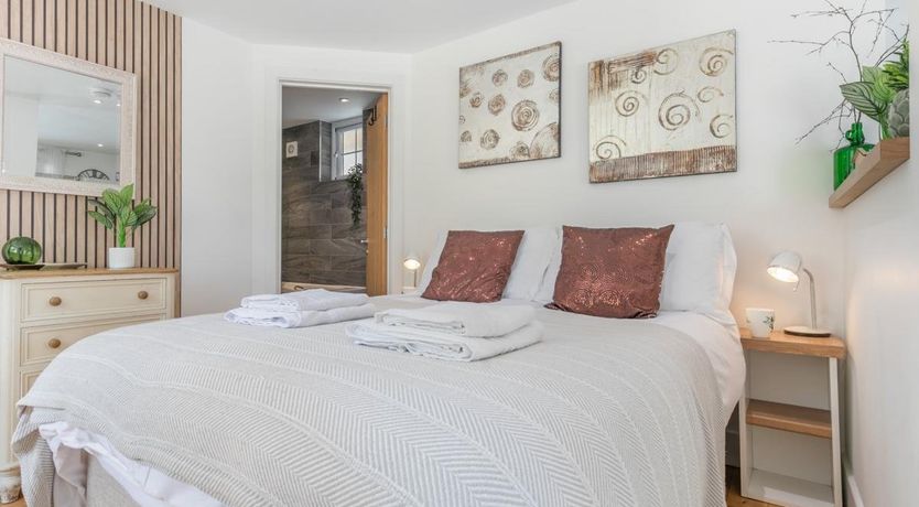 Photo of 1 Bed in Crackington Haven