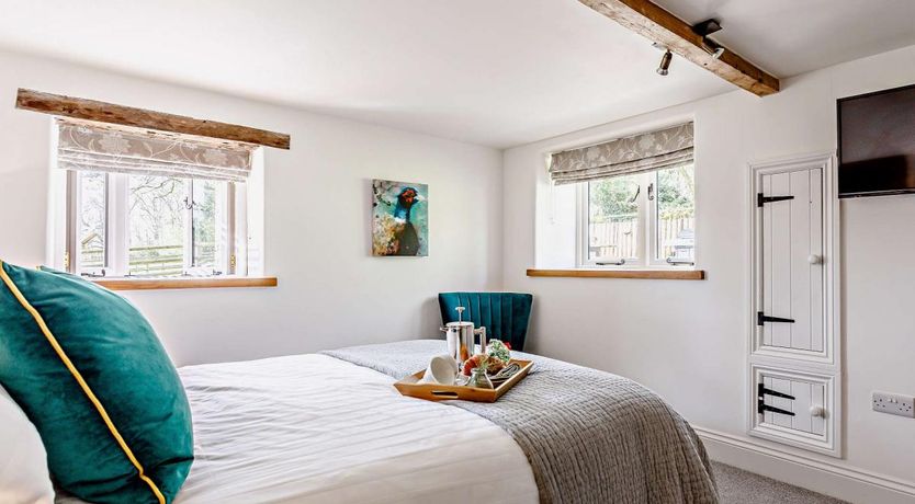 Photo of 4 Bed in Payhembury