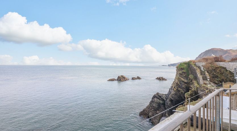 Photo of Oceans Side