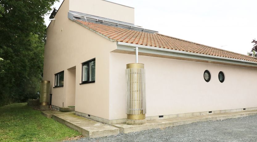 Photo of Frater House