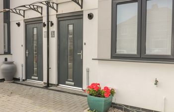 5 Ocean Heights Holiday Cottage