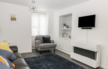 11 Camden Building Apartment