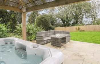 Kelyow Holiday Cottage