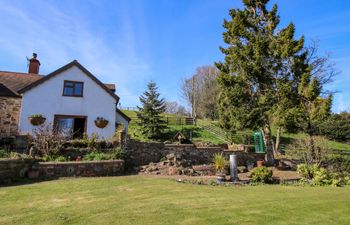 White Cottage Holiday Cottage
