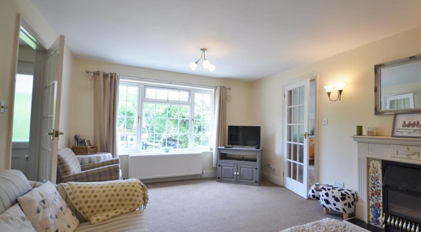 Photo of 2 Bed in Newton Abbot