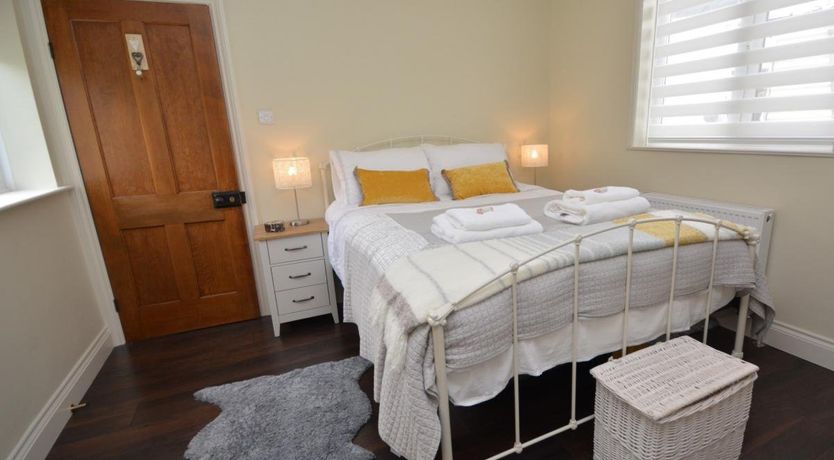 Photo of 1 Bed in Instow