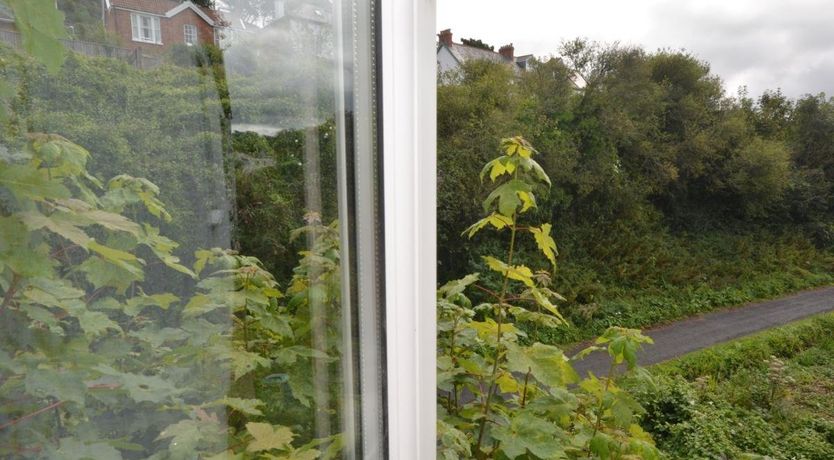 Photo of 1 Bed in Instow