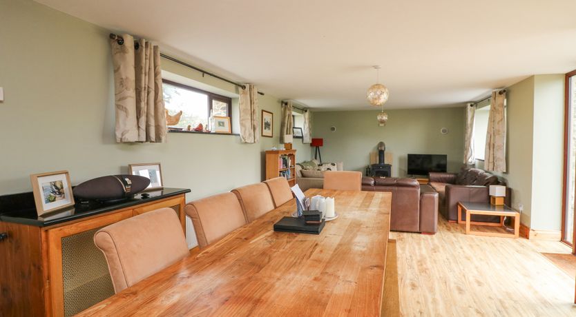 Photo of The Owl's Hoot