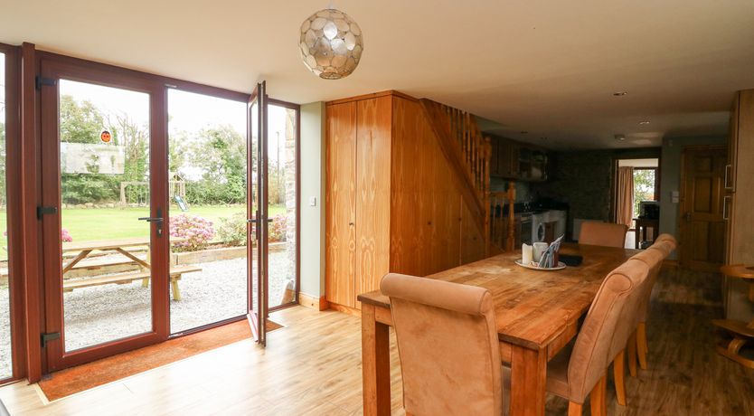 Photo of The Owl's Hoot