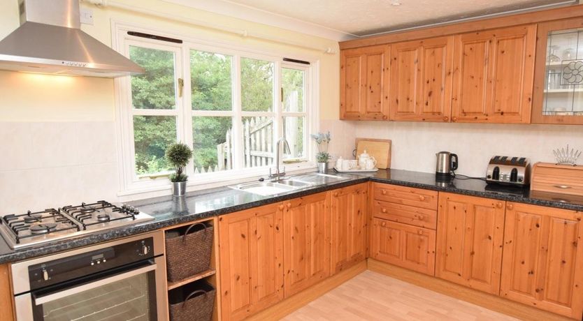 Photo of 2 Bed in Chetnole