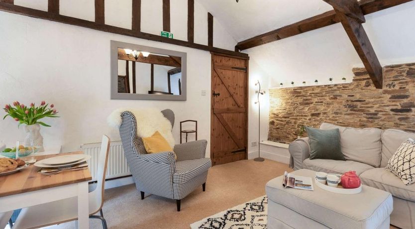 Photo of 1 Bed in Yelverton