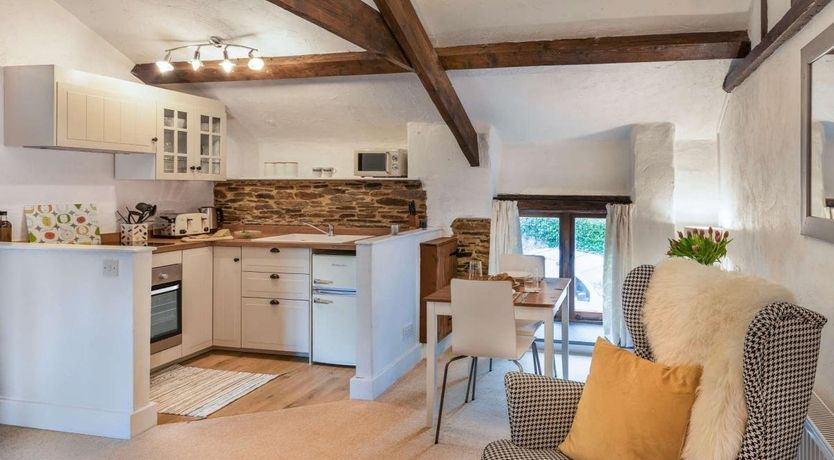 Photo of 1 Bed in Yelverton