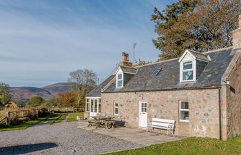 3 Bed in Aboyne Holiday Cottage