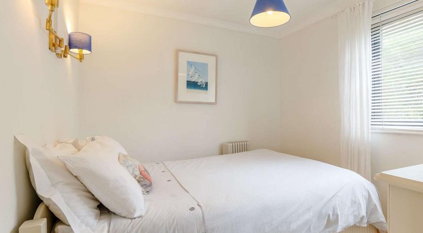 Photo of 2 Bed in Mullion Cove