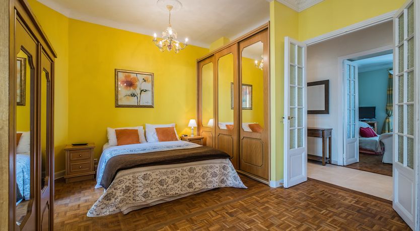 Photo of Belle Epoque- Traditional bourgeois
