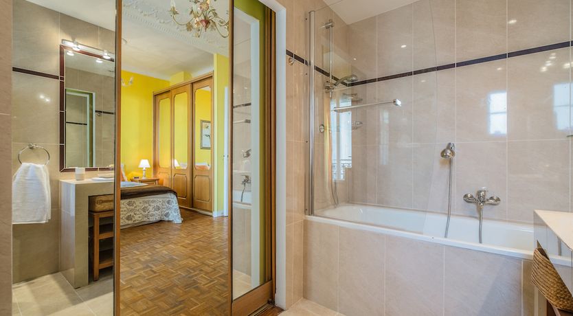 Photo of Belle Epoque- Traditional bourgeois