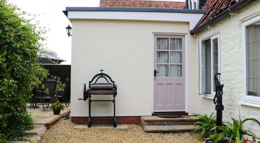 Photo of Mrs Dale's Cottage