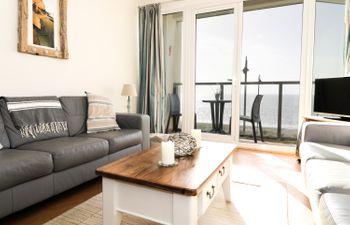 12 West End Point Apartment