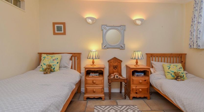 Photo of 2 Bed in Llwyngwril