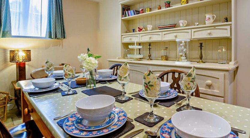 Photo of 2 Bed in Llwyngwril