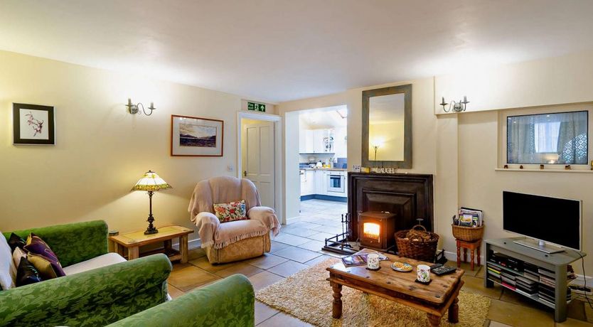 Photo of 2 Bed in Llwyngwril