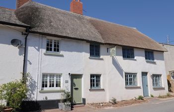 Robyn Cottage Holiday Cottage