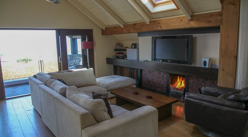 Photo of Luxury Lake View