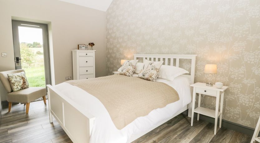 Photo of Lowdale Barns East