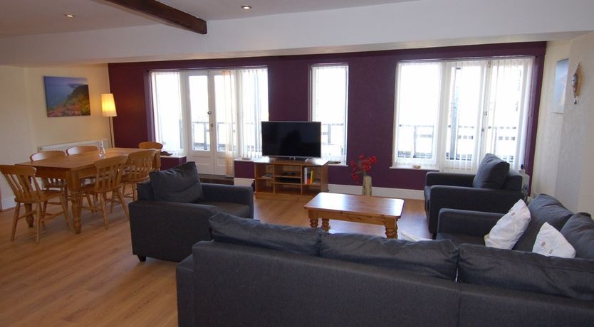 Photo of Old Lyn Cottage