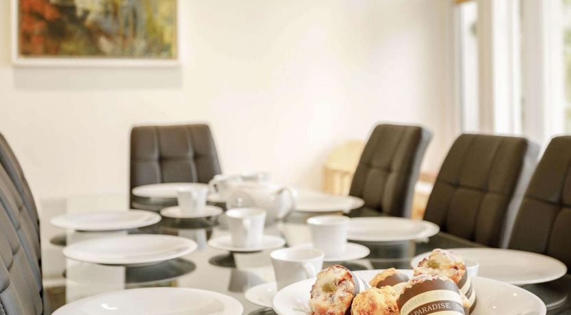 Photo of 8 Bed in South Poorton