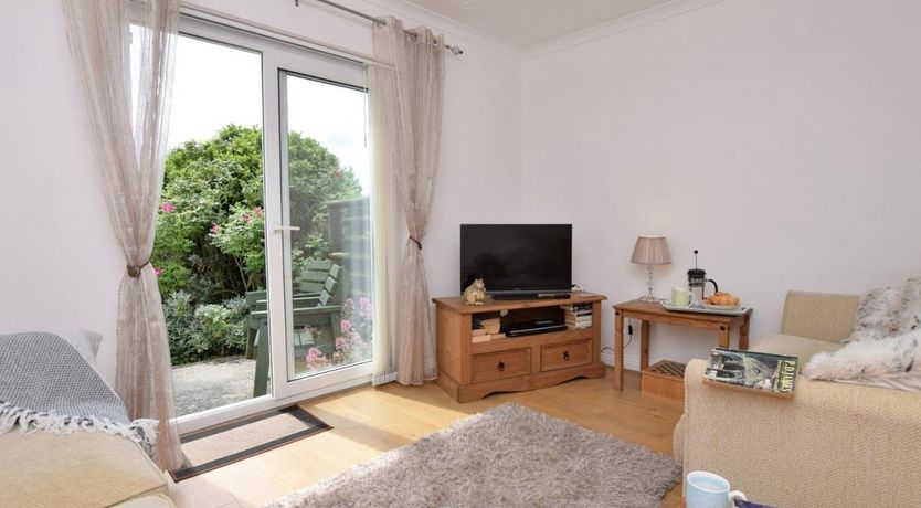 Photo of 2 Bed in Bude