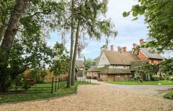 The Dower House Holiday Cottage