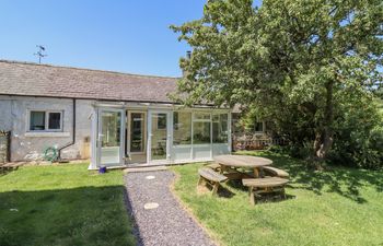 Dyffryn Bach Holiday Cottage