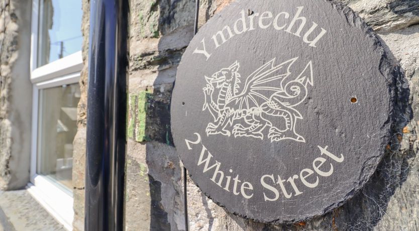 Photo of 2 White Street