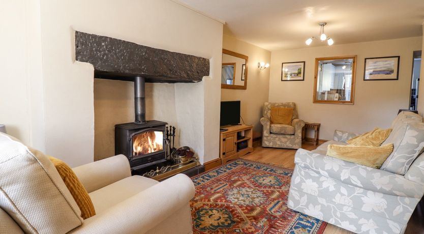 Photo of 2 White Street