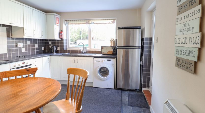 Photo of 2 White Street