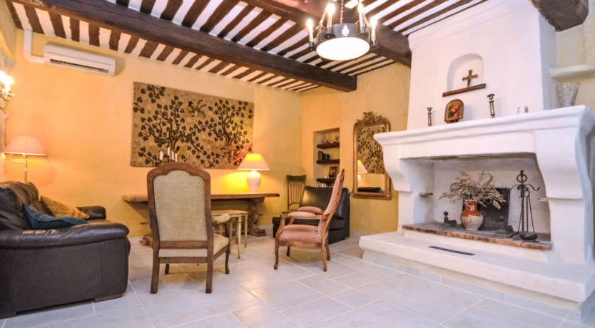 Photo of La Grange Blanche